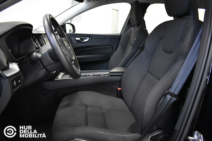 VOLVO XC60 B4 (d) automatico Business